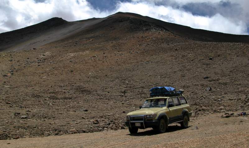 Sopka Uturuncu a výjezd autem do výšky 5500 metrů nad mořem