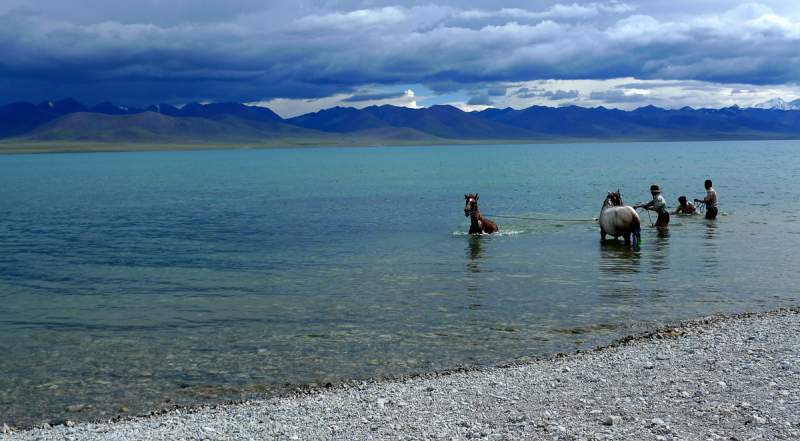 Jezero Namtso v Tibetu