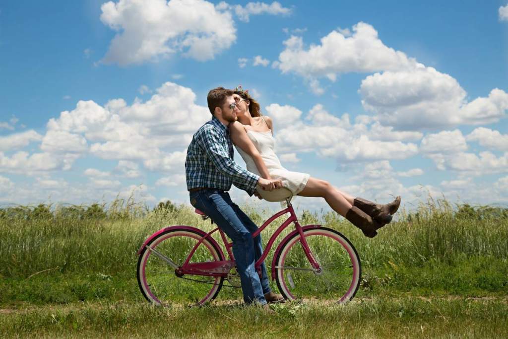 engagement 1718244 1920 e1509367189606