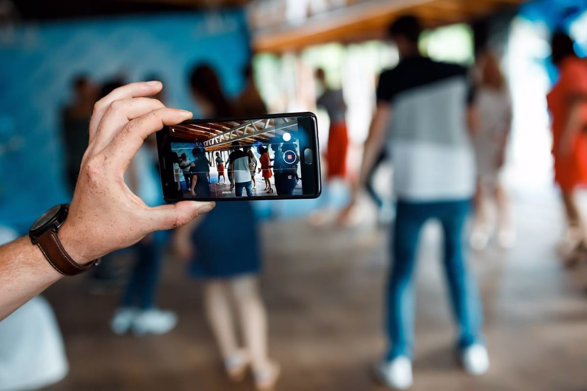 phone 2937562 1280 e1513346672848