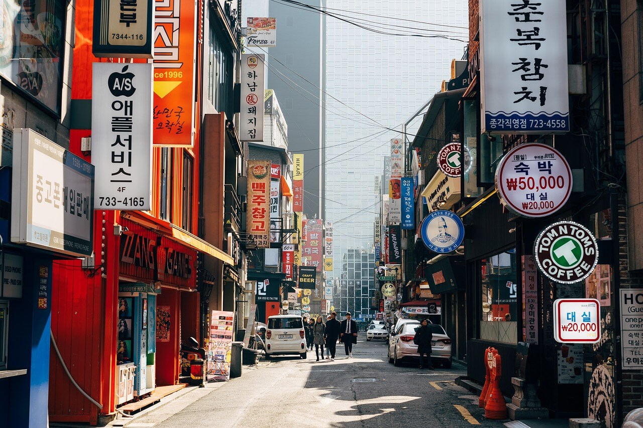 rušná ulice v Koreji