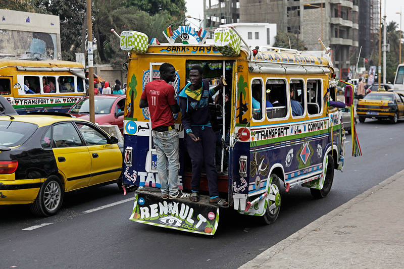 veřejná doprava v Senegalu