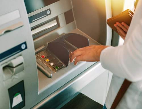 Proč nepoužívat službu DCC aneb jak se nenechat okrást při výběru z bankomatů v zahraničí
