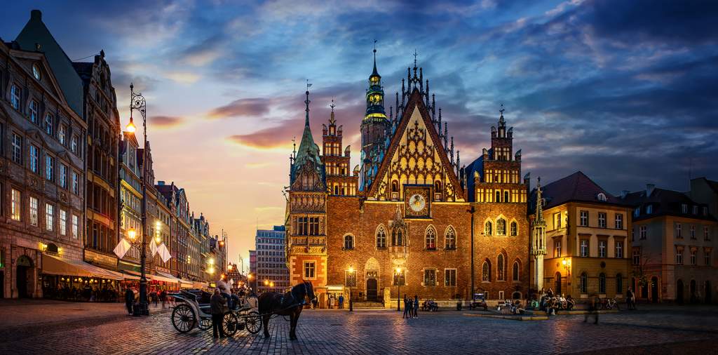 Hlavní historické náměstí ve Wroclawi, Polsko