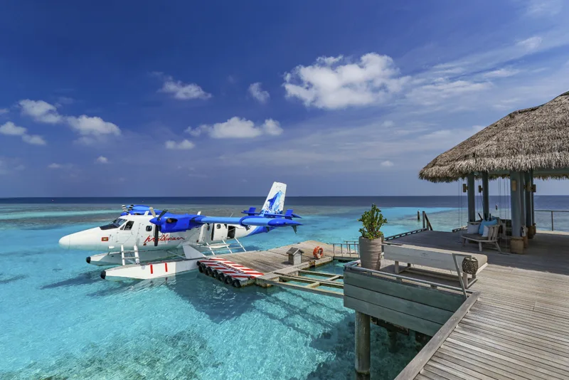 Hydroplán u luxusního resortu Vakkaru Maldives 5* LR na Baa atolu