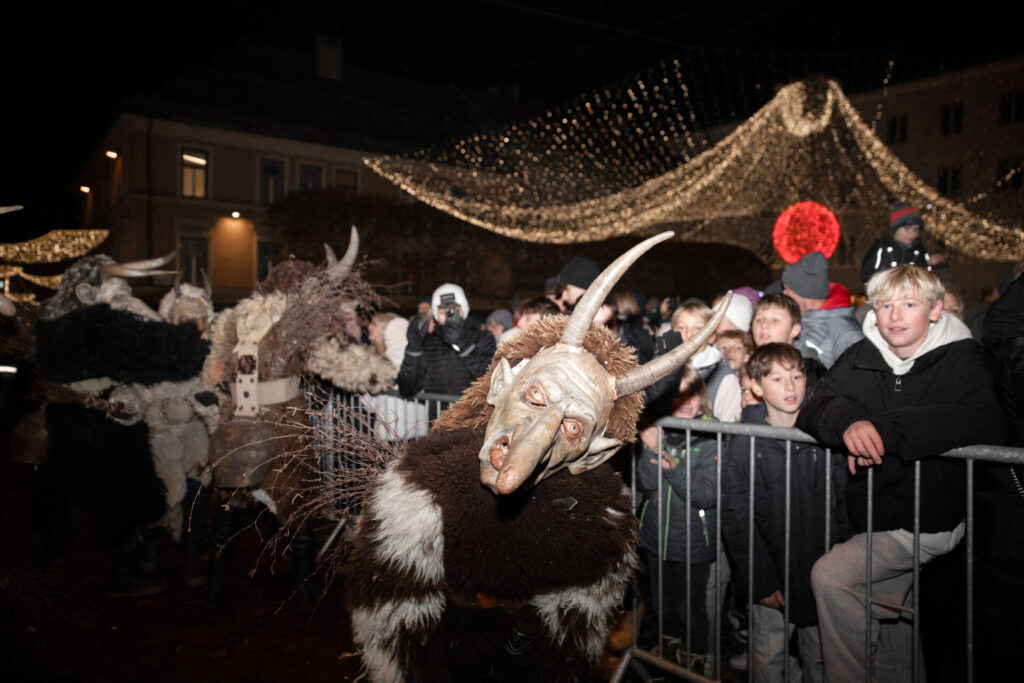 Průvod Krampuslauf ve Villachu, Korutany, Rakousko
