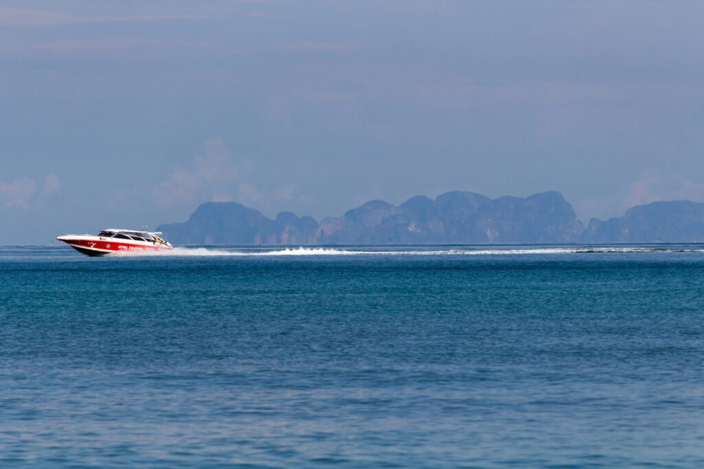 Speedboat na Koh Phi Phi, Thajsko