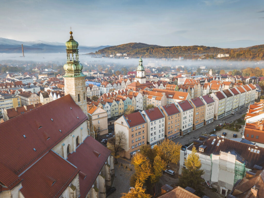 Jelení Hora (Jelenia Góra), Polsko – pohled na historické centrum