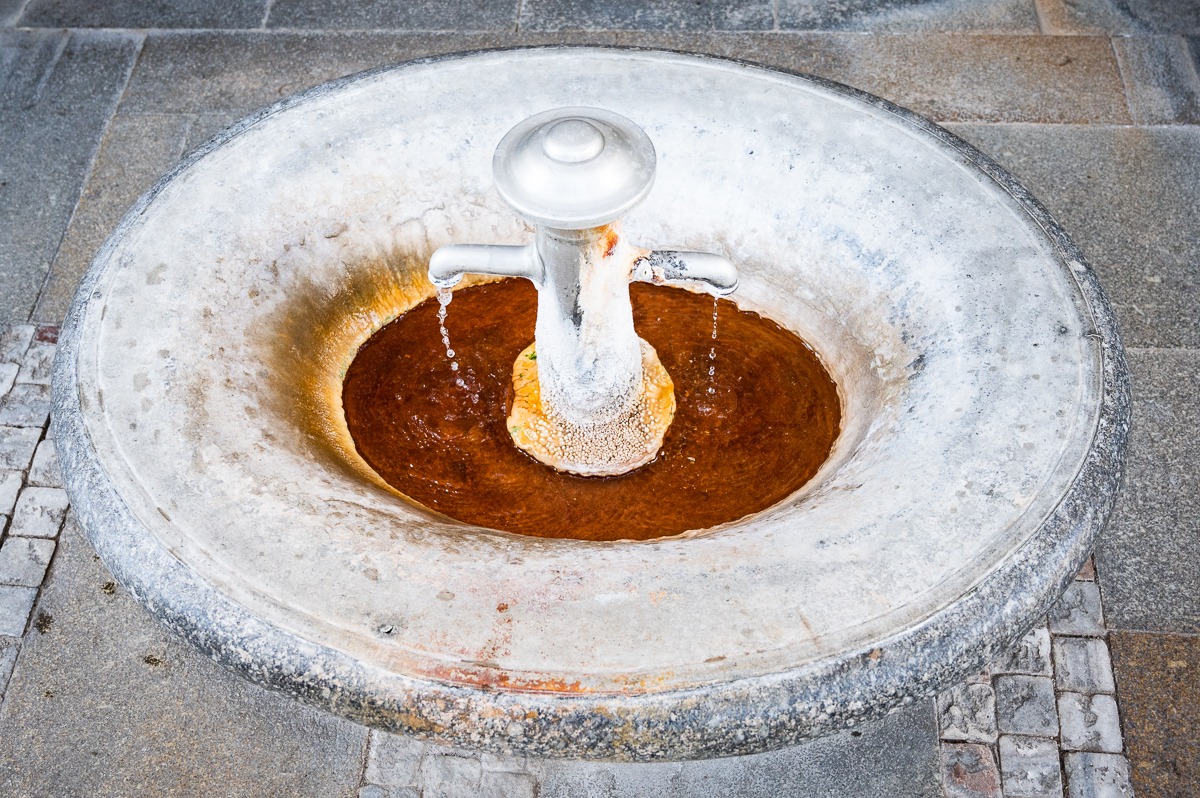 Pramen Svoboda – jeden z karlovarských léčivých minerálních pramenů