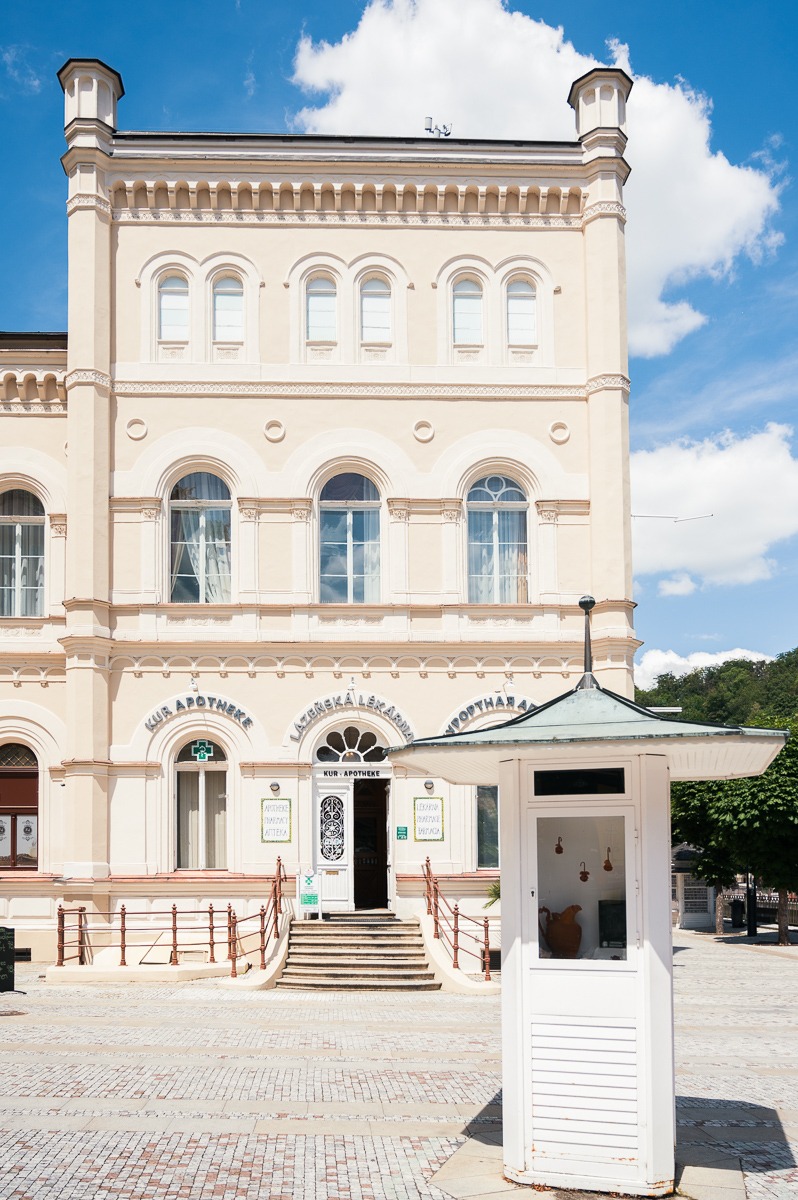 Historická budova Lázní III v Karlových Varech