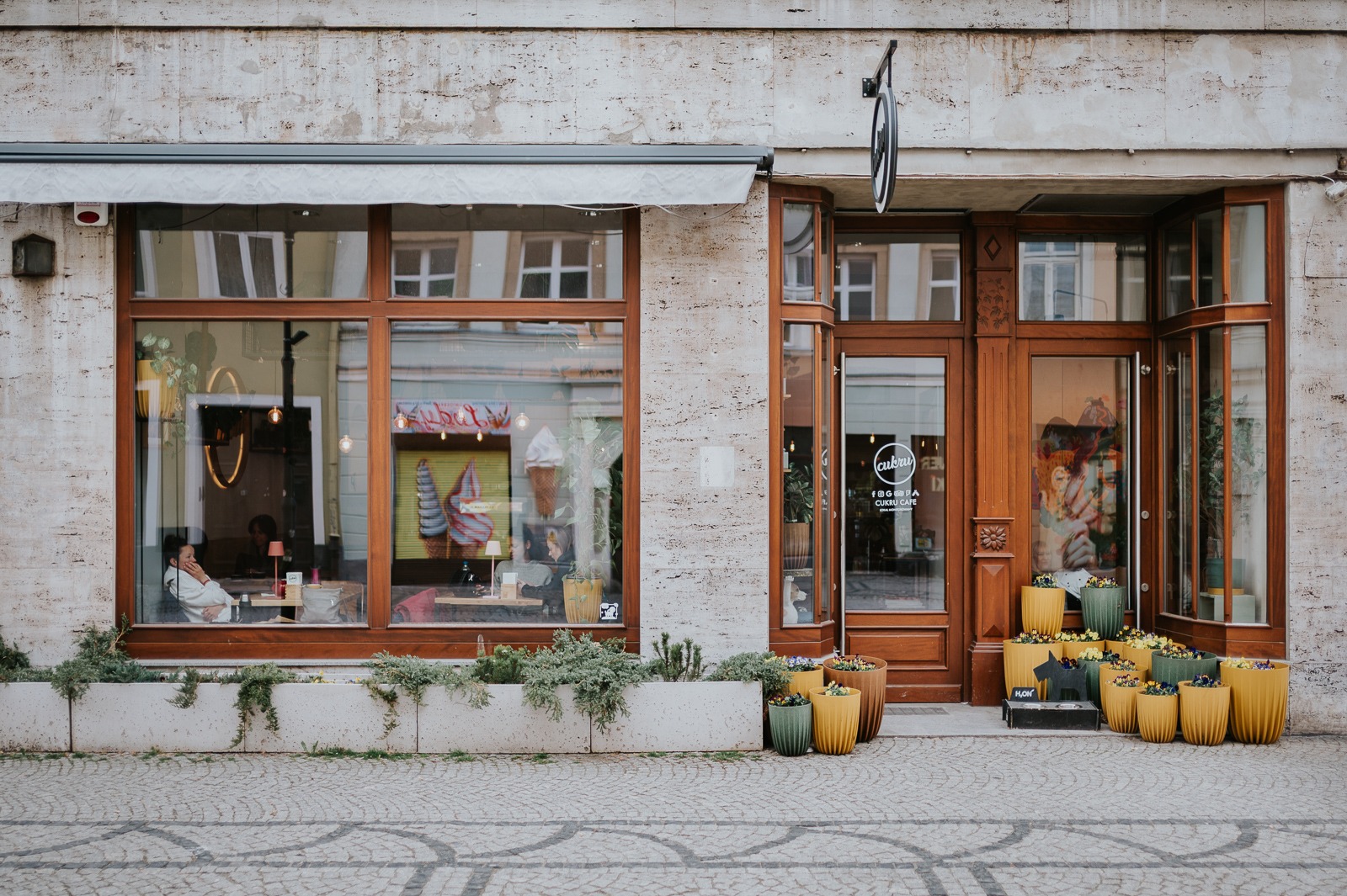Kavárna cukru.cafe v Jelení Hoře – specialty káva, filtr a brunche