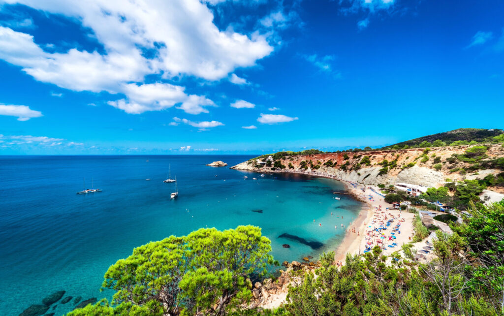 Cala d’Hort pláž