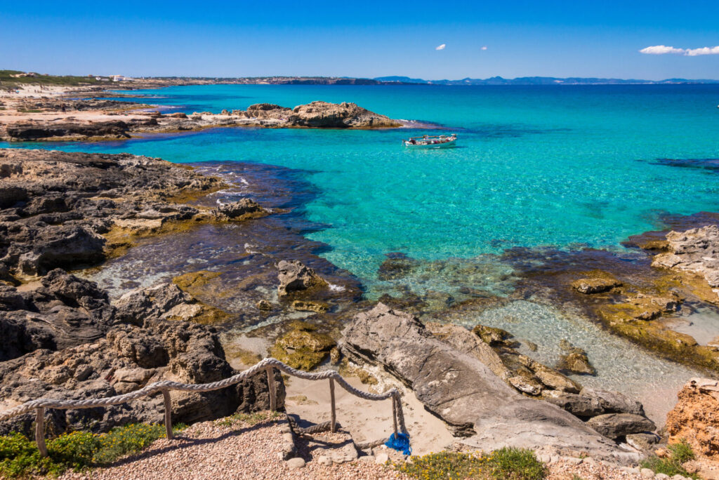 Calo de San Agustin na ostrově Formentera