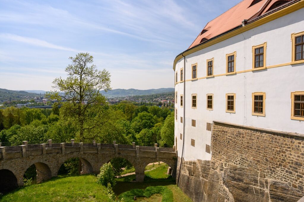 Děčínský zámek z bočního pohledu