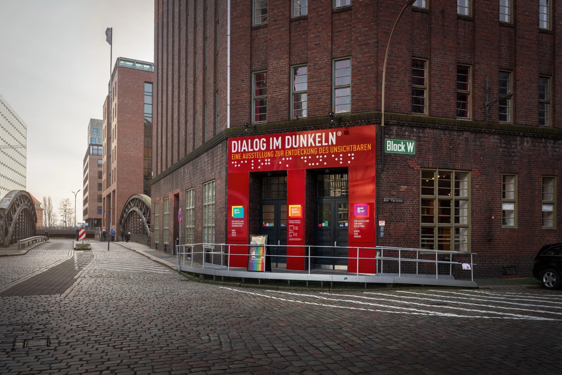 Vstup do Dialog im Dunkeln ve Speicherstadt v Hamburku