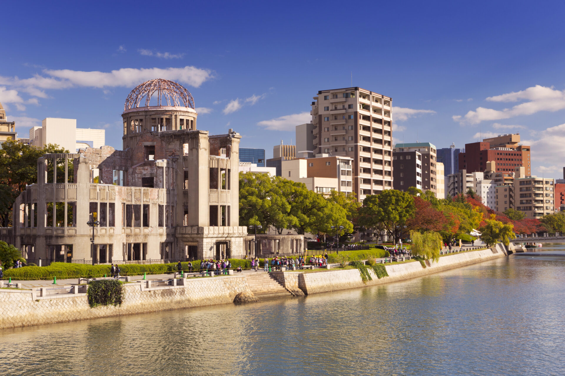 Genbaku Dome, Mírový památník v Hirošimě nad řekou Motojasu