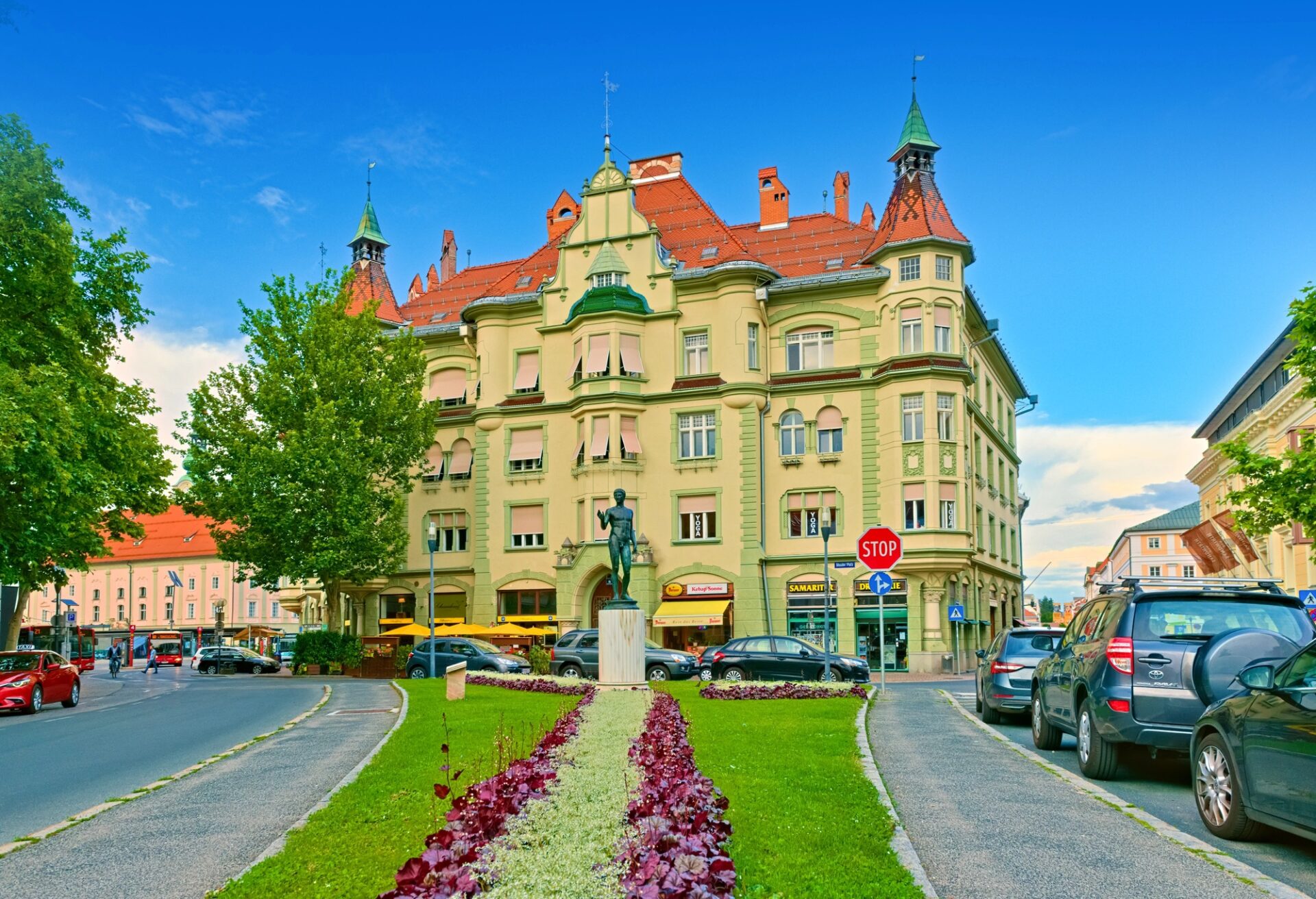 Stauderhaus v Klagenfurtu Secesní Stauderhaus v Klagenfurtu, historické centrum hlavního města Korutan