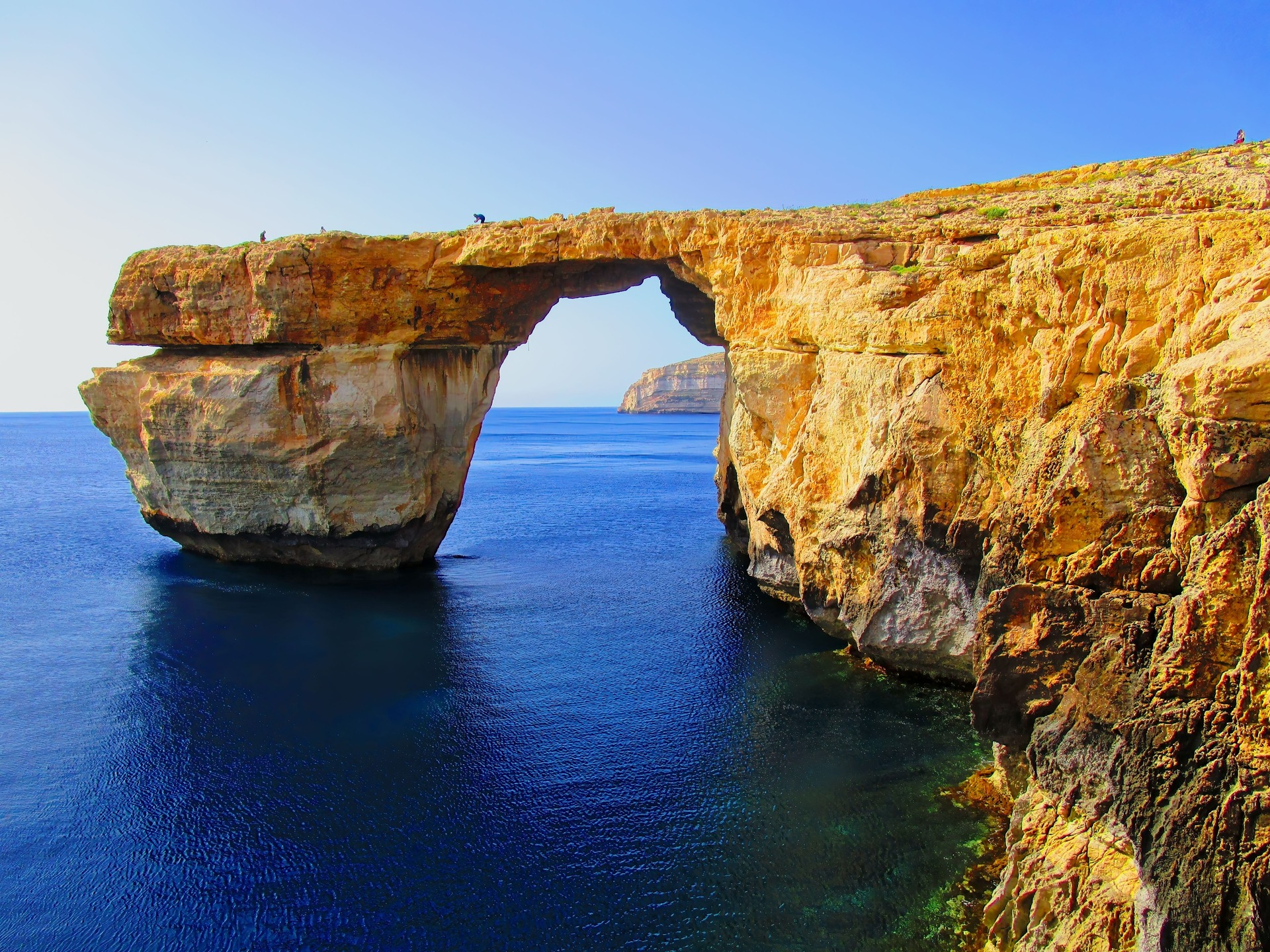 Azure Window na Gozu před zřícením skalní brány do moře