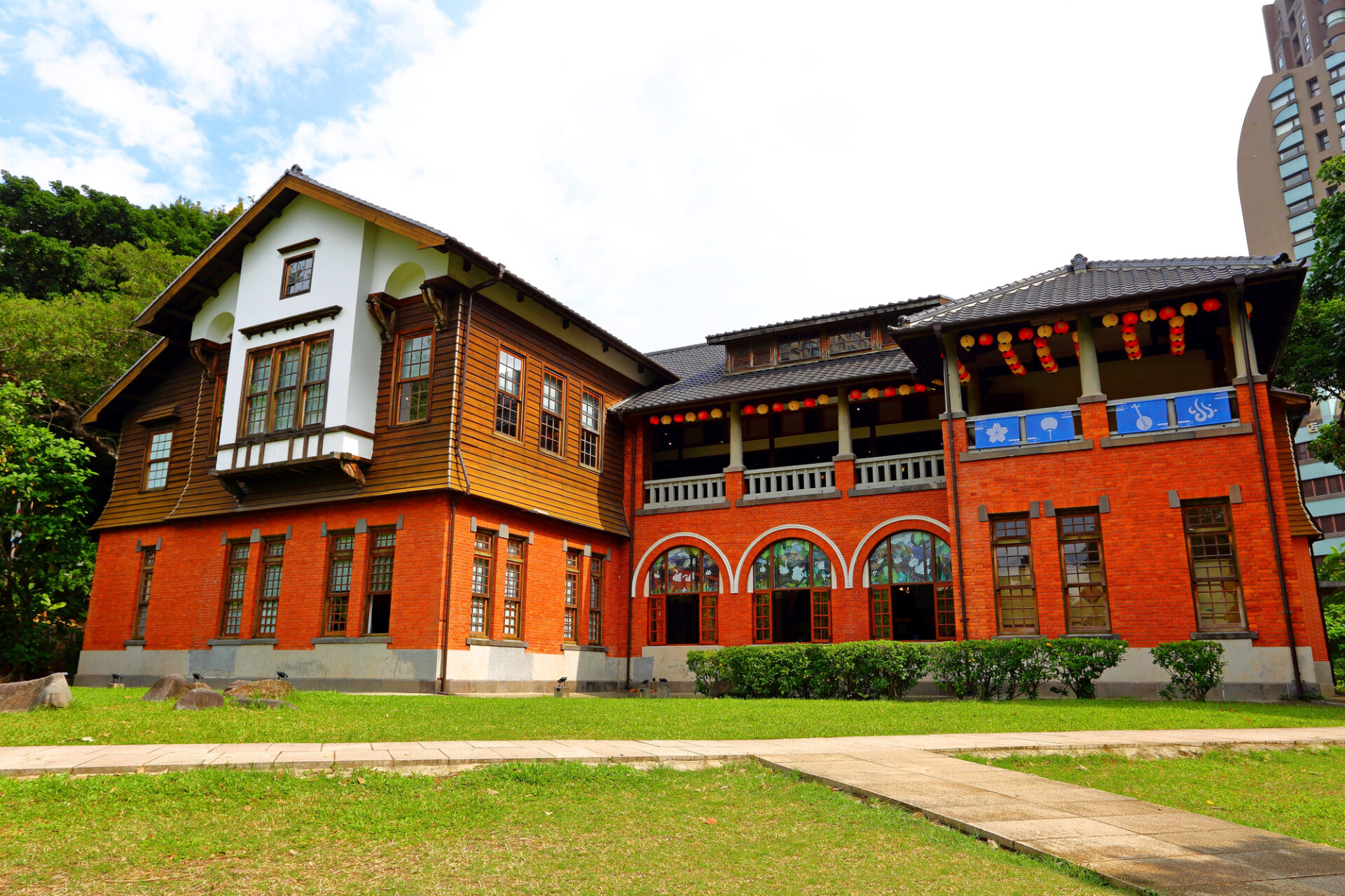 Muzeum horkých pramenů Beitou Muzeum horkých pramenů v Beitou, dřevěná budova bývalých japonských lázní z roku 1913