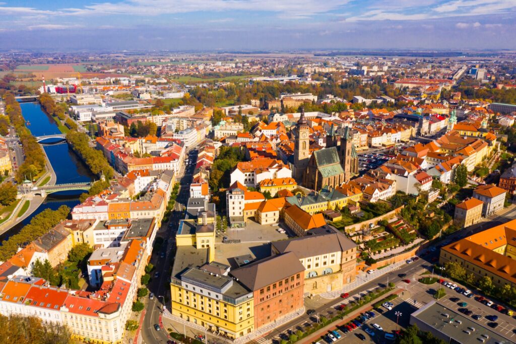 Letecký pohled na Hradec Králové, přezdívaný Salon republiky