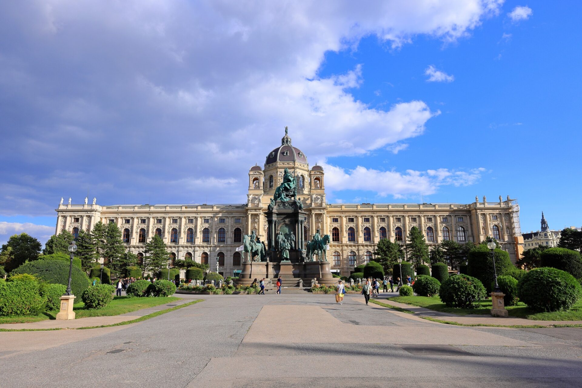 Přírodovědné muzeum ve Vídni Přírodovědné muzeum ve Vídni na náměstí Marie Terezie